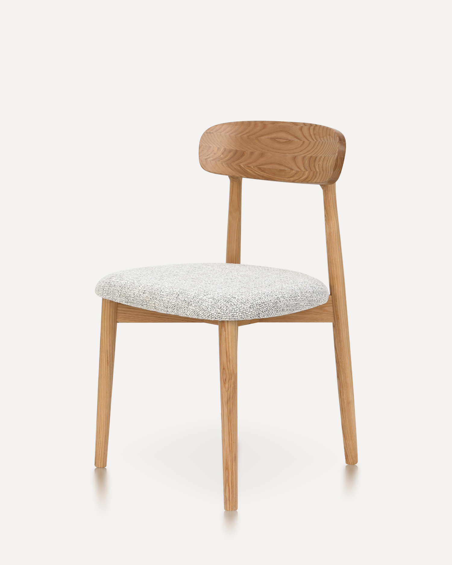 صندلی های چوبی کلاسیک گردو