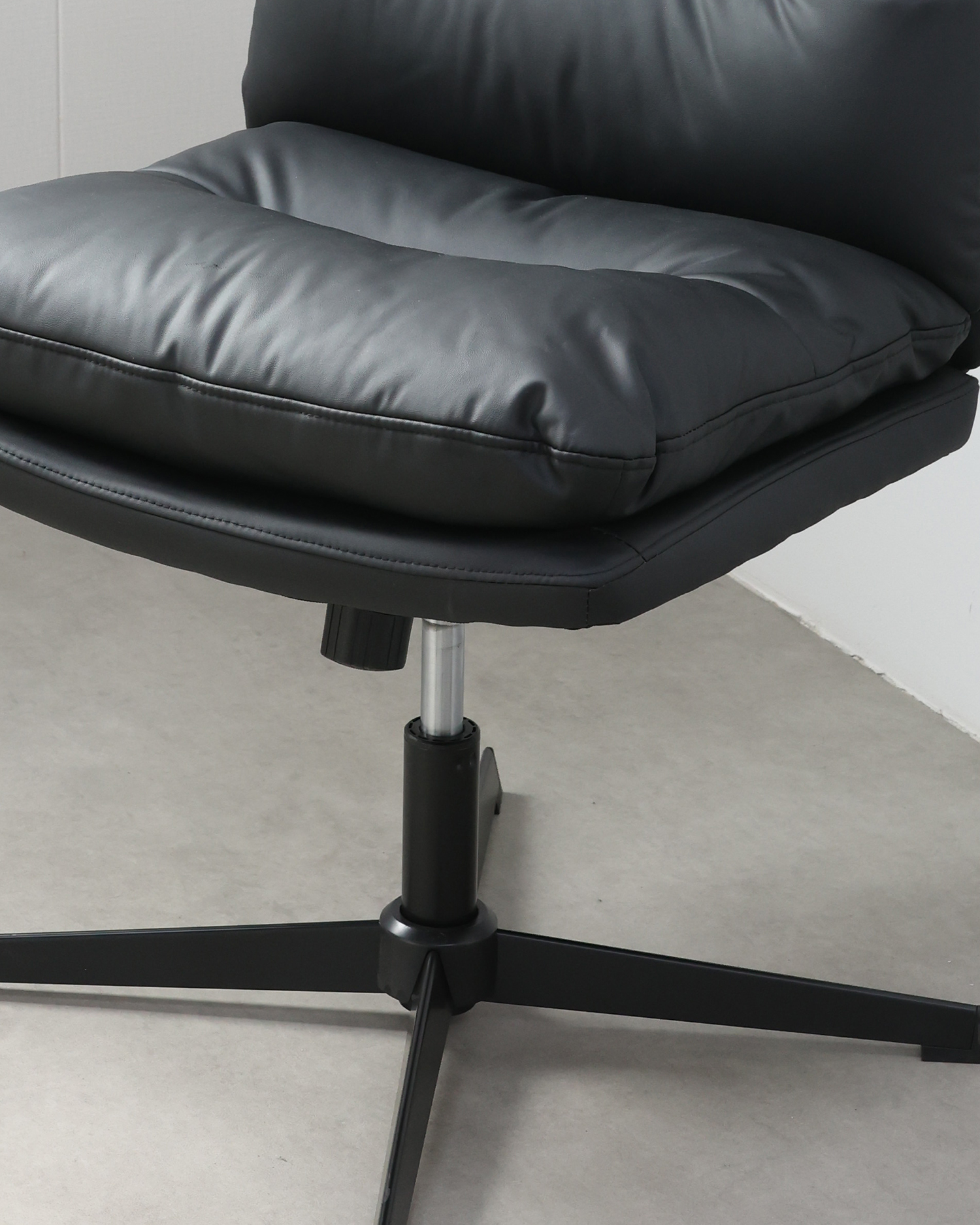 صندلی های دفتر سالن پارچه صندلی های دفتر سالن پارچه