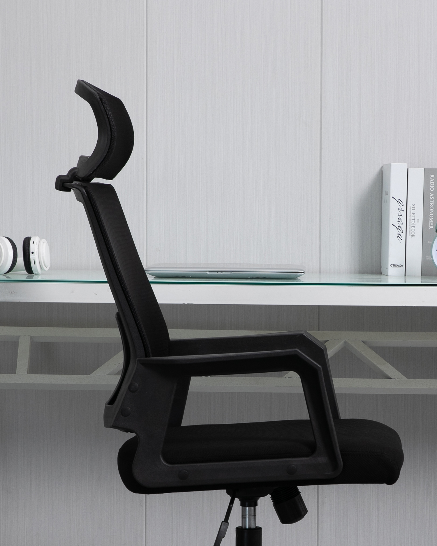 قاب سفید صندلی پشتی عالی قاب سفید صندلی پشتی عالی