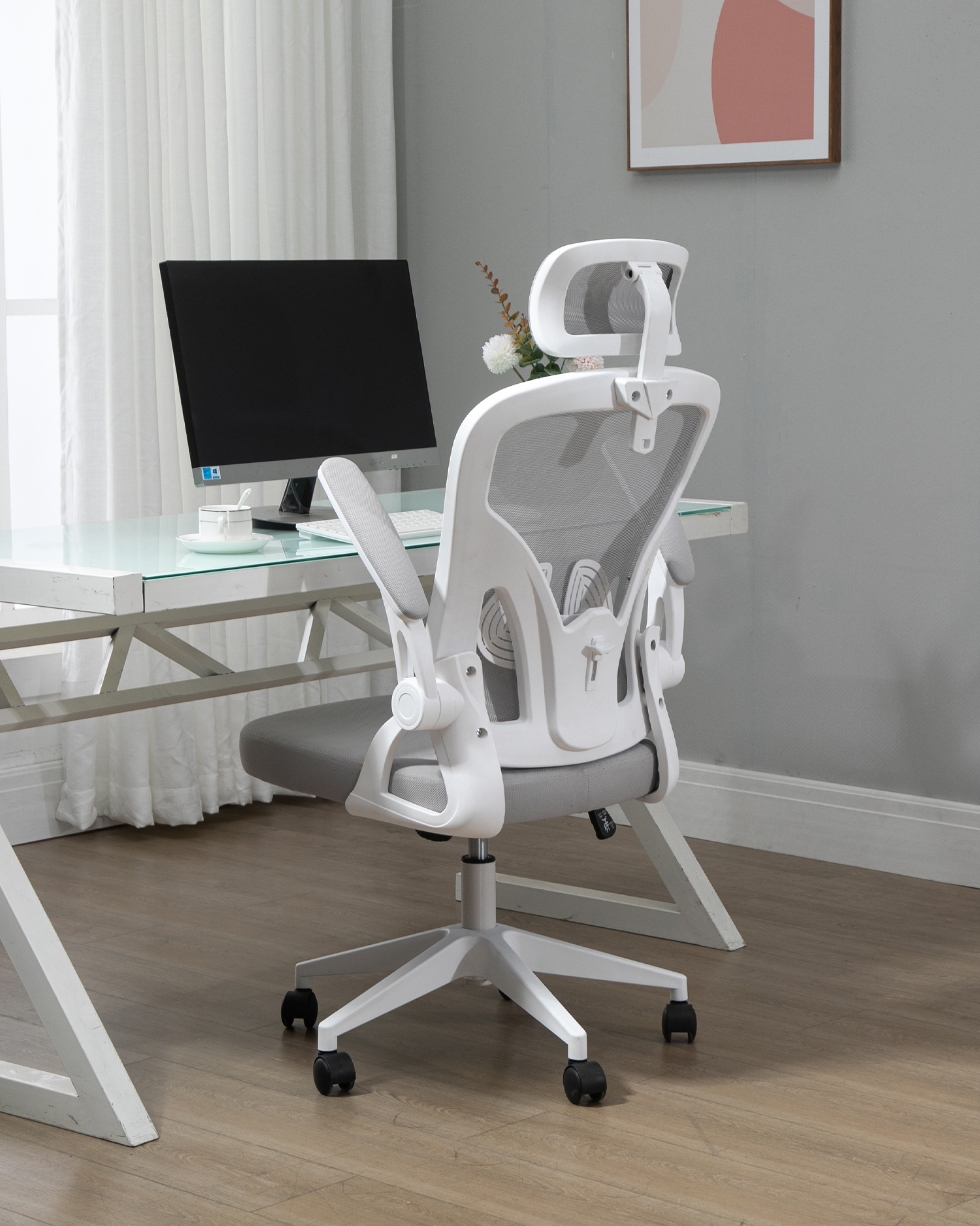 صندلی اداری با بازوی قابل تنظیم صندلی اداری با بازوی قابل تنظیم